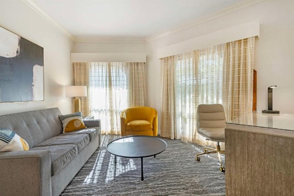 Best Western Plus Novato Oaks Inn image 21